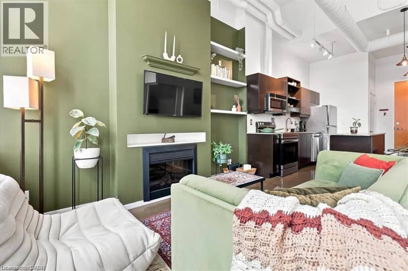 410 KING Street W Unit# 408 — photo 11 of 32