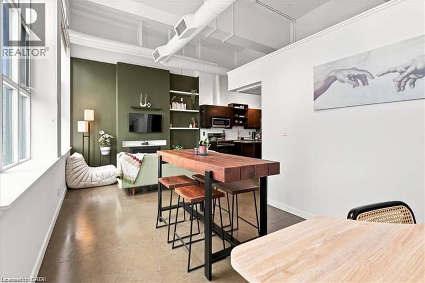 410 KING Street W Unit# 408 — photo 14 of 32