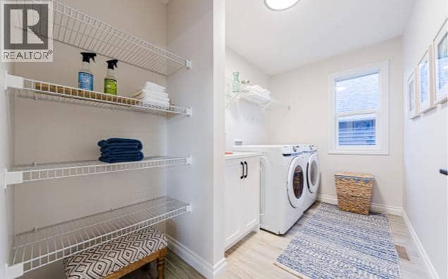 1010 Bayview Crescent SW — photo 16 of 16