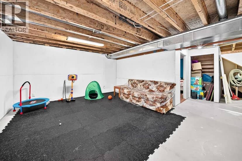 222 Royal Crest Place NW — photo 37 of 40