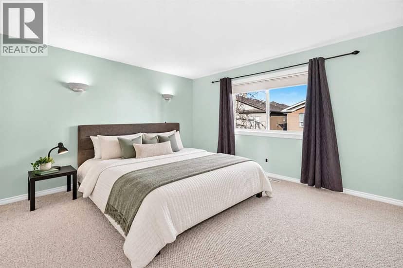 222 Royal Crest Place NW — photo 23 of 40