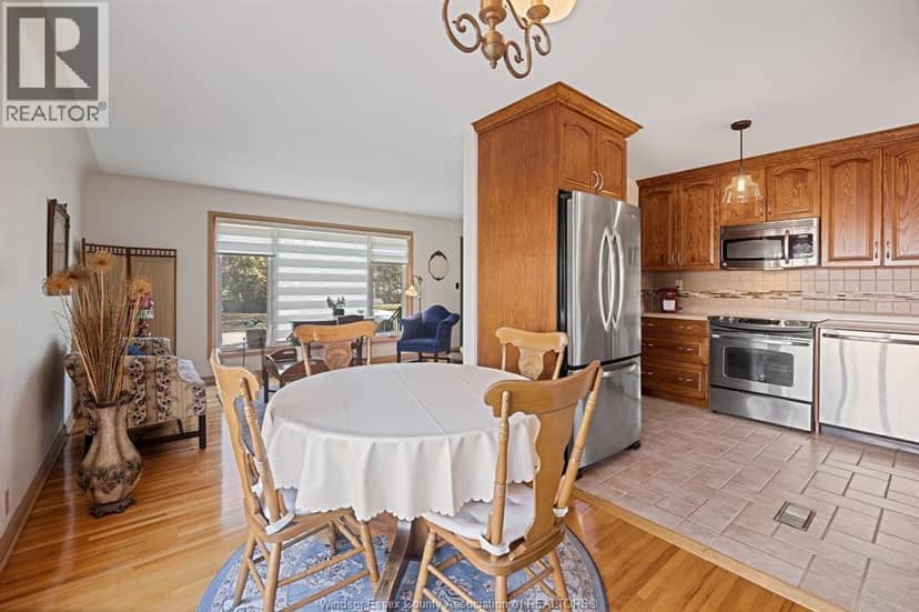 3511 Charlevoix — photo 9 of 23
