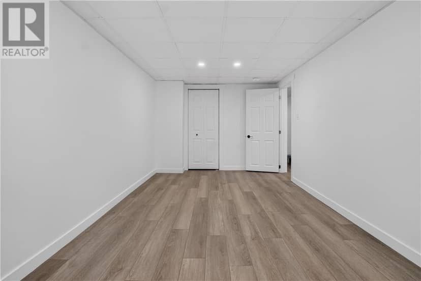 1634 Richard — photo 19 of 40