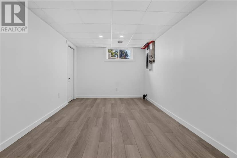 1634 Richard — photo 23 of 40