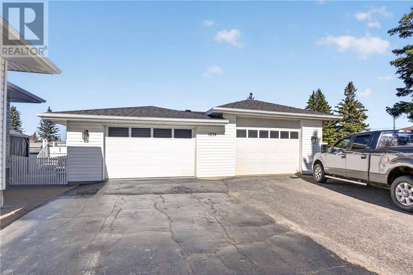 1634 Richard, Val Caron, photo 3