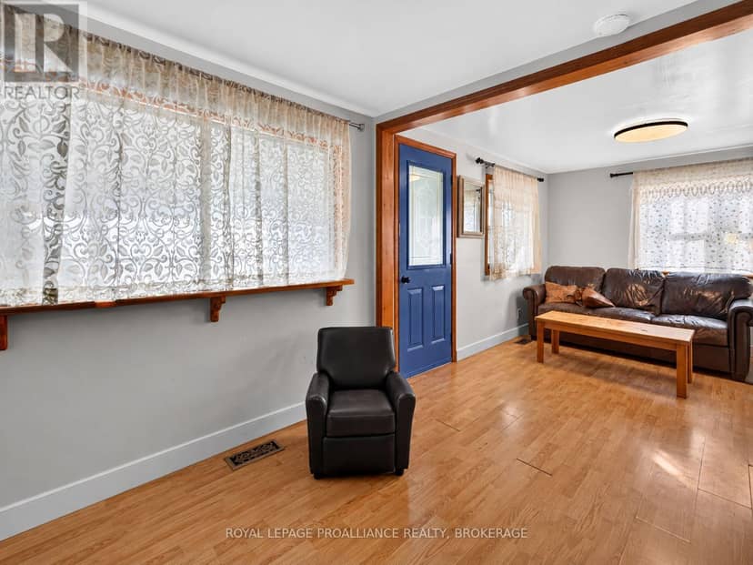 628 Macdonnell Street, Kingston, photo 8