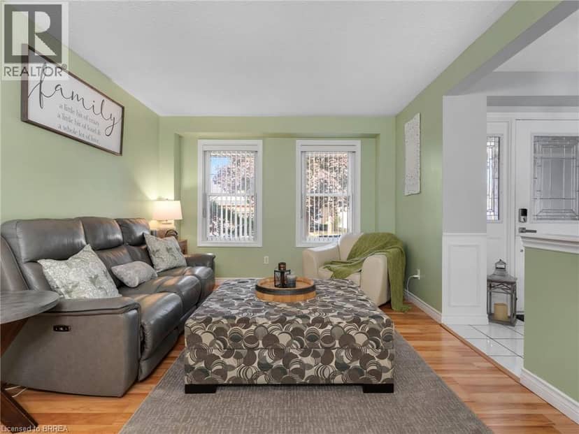 42 EMIDIO Crescent, Brantford, photo 6