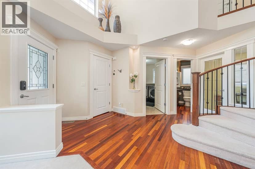 240 Everglade Circle SW, Calgary, photo 3