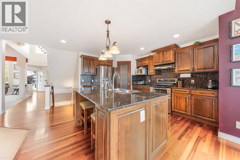 240 Everglade Circle SW — photo 11 of 40