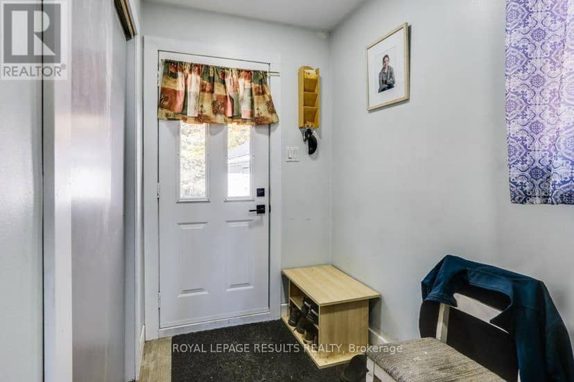 9187 Rogers Road — photo 14 of 33