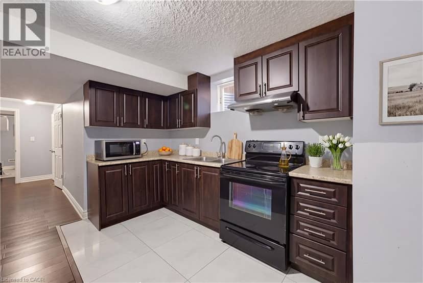 84 HOLLAND Circle — photo 14 of 27