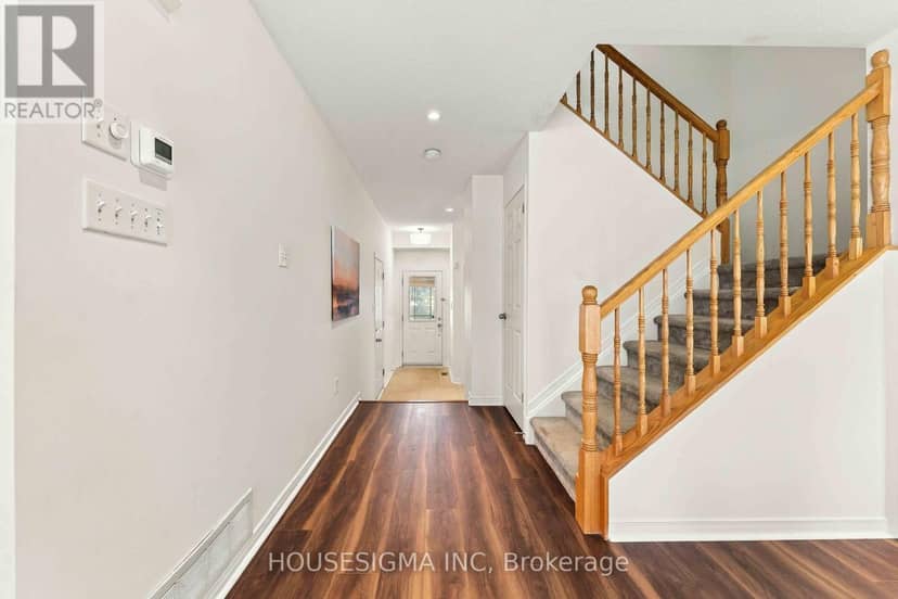 368 Breckenridge Crescent — photo 9 of 40
