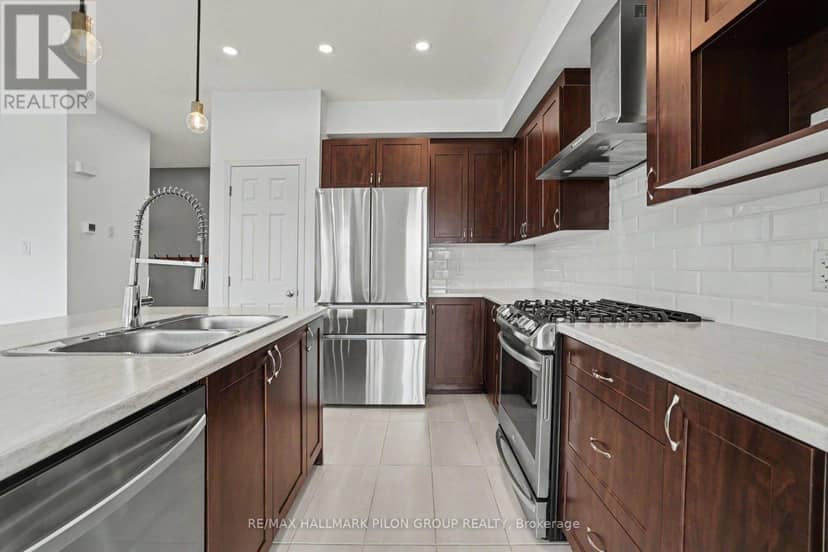 38 Riddell Street — photo 11 of 30