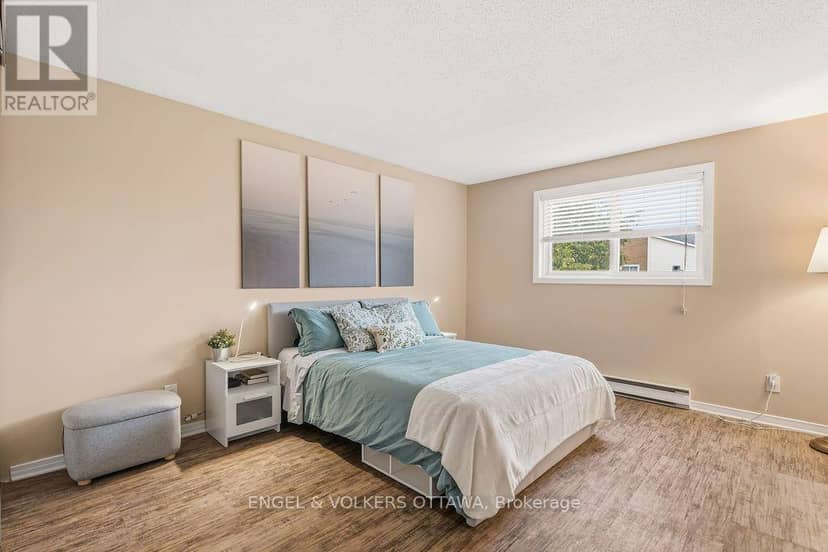 8 - 260 Fenerty Court — photo 22 of 35