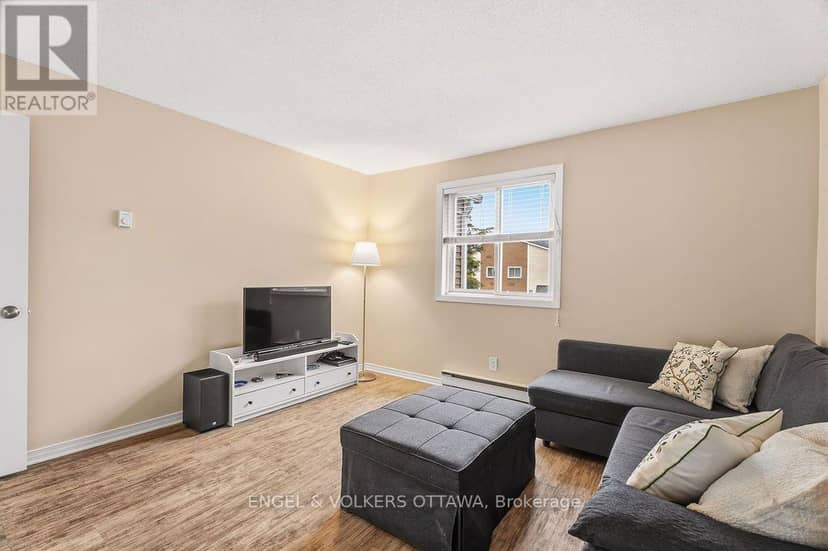 8 - 260 Fenerty Court — photo 28 of 35