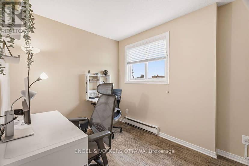 8 - 260 Fenerty Court — photo 29 of 35