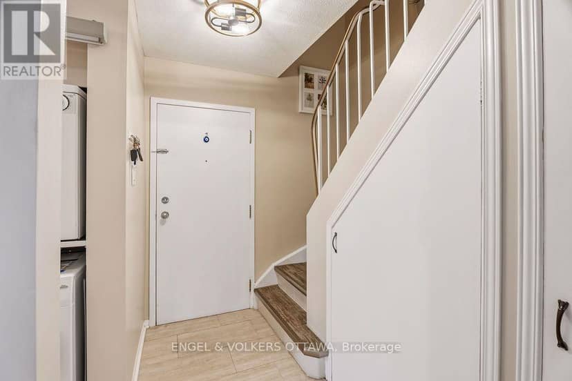 8 - 260 Fenerty Court, Ottawa, photo 4