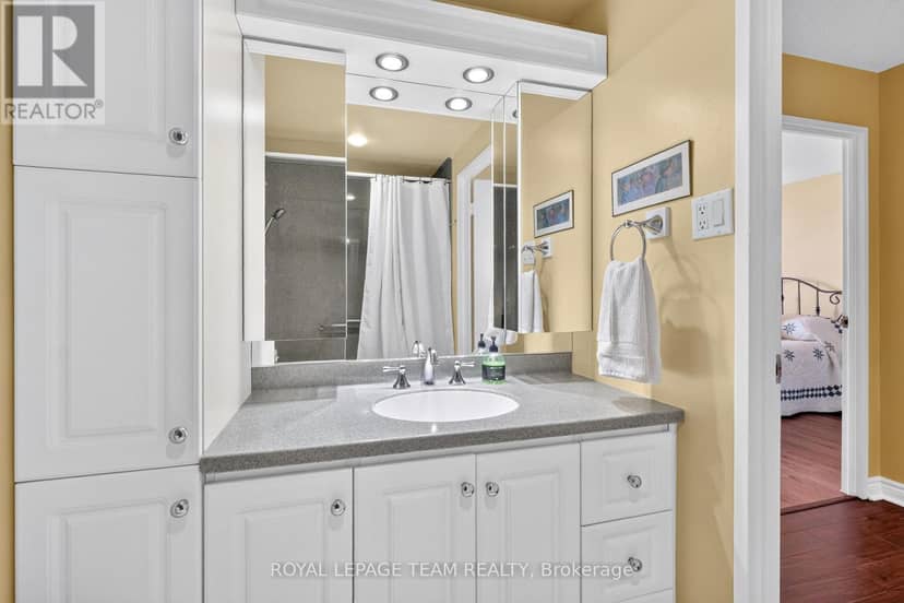 1016 - 1505 Baseline Road — photo 33 of 40