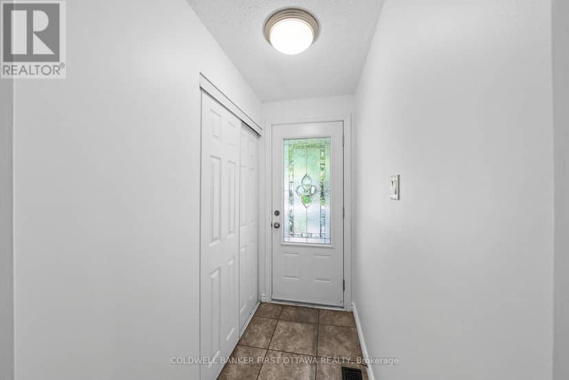 12 Bradgate Drive — photo 5 of 40
