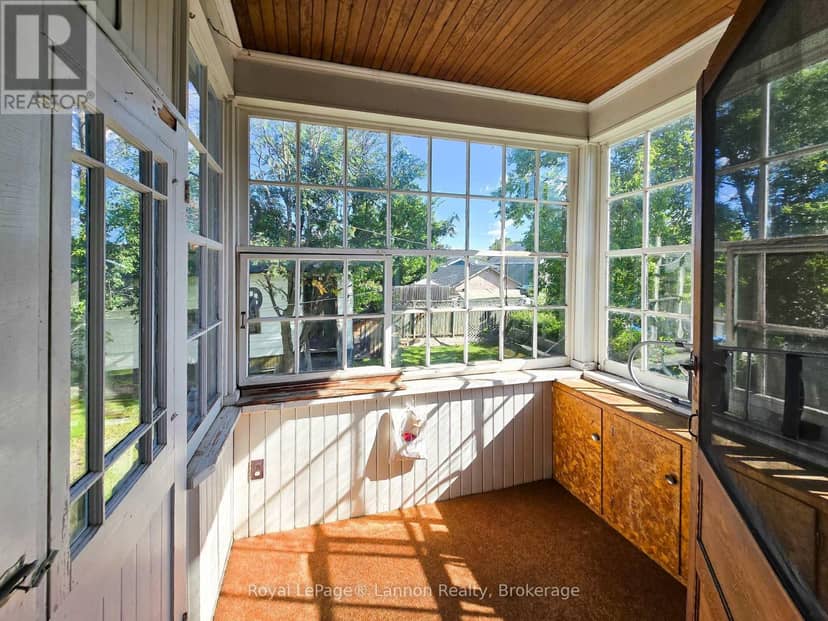 42 Gordon Avenue — photo 25 of 40