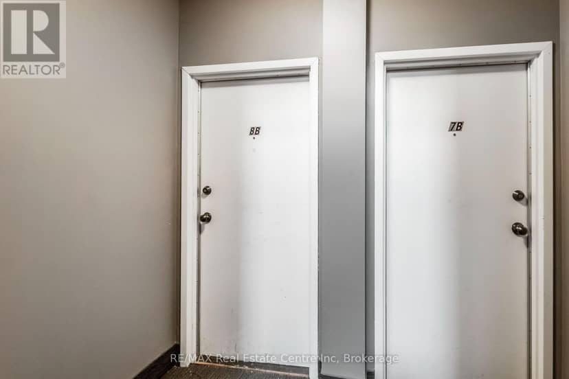 8B - 38 Howe Drive, Kitchener, photo 4