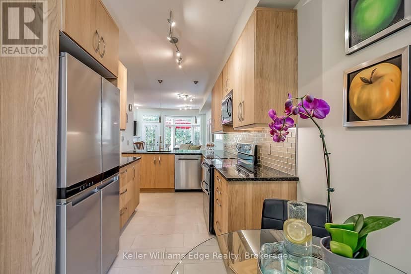 46 Sunnycroft Court W — photo 26 of 40