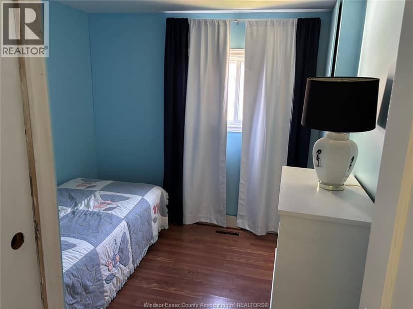 386 North Malden — photo 9 of 24