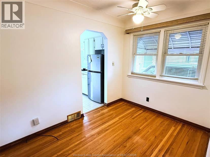 3168 Church, Windsor, photo 7