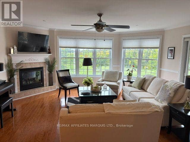 2 - 321 Water Street W, Cornwall, photo 4