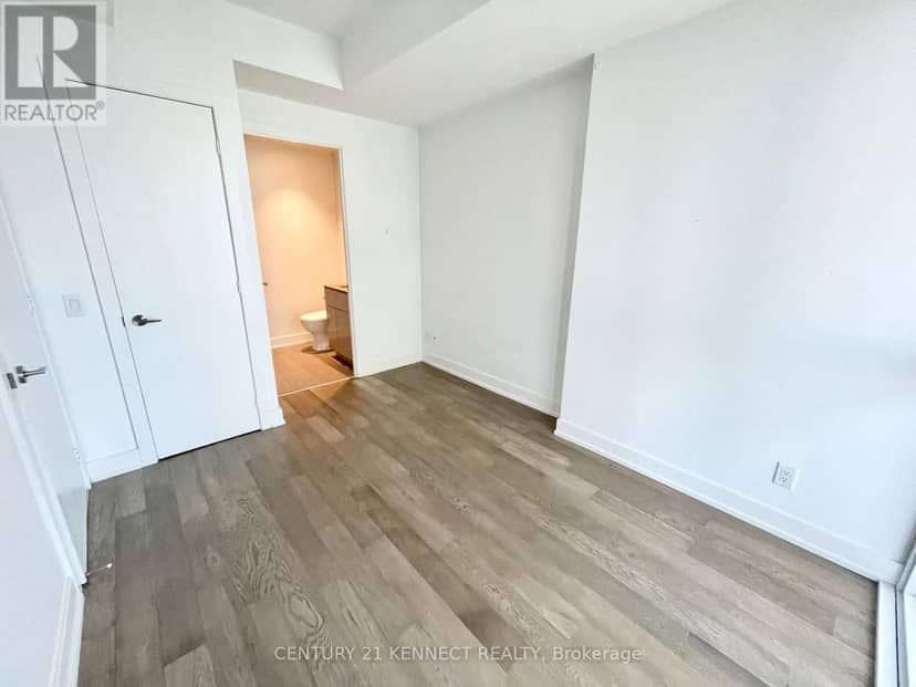 2301 - 7 Grenville Street — photo 26 of 36