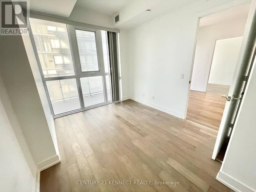 2301 - 7 Grenville Street — photo 29 of 36