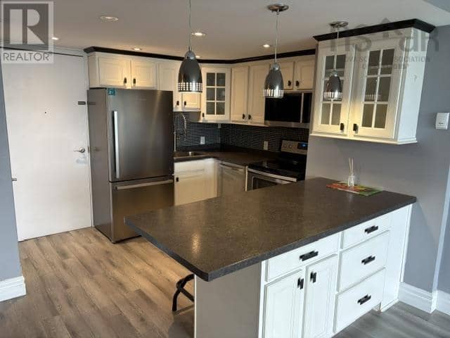 1207 6369 Coburg Road — photo 1 of 18