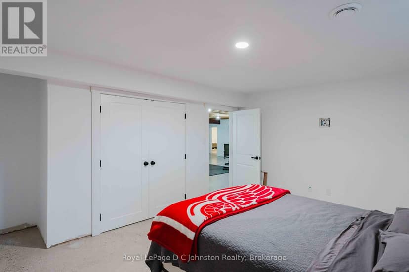 5262 Bruce Road 3 Road — photo 31 of 40
