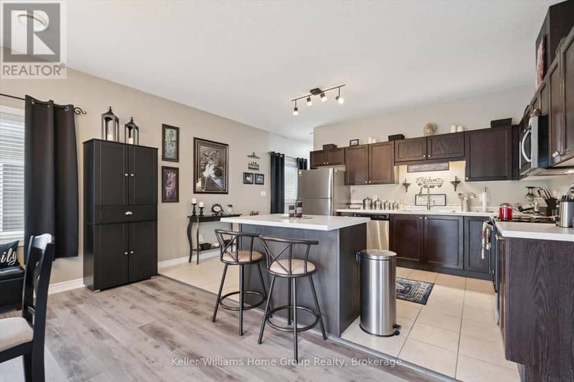 466 Elora Street, Centre Wellington, photo 7