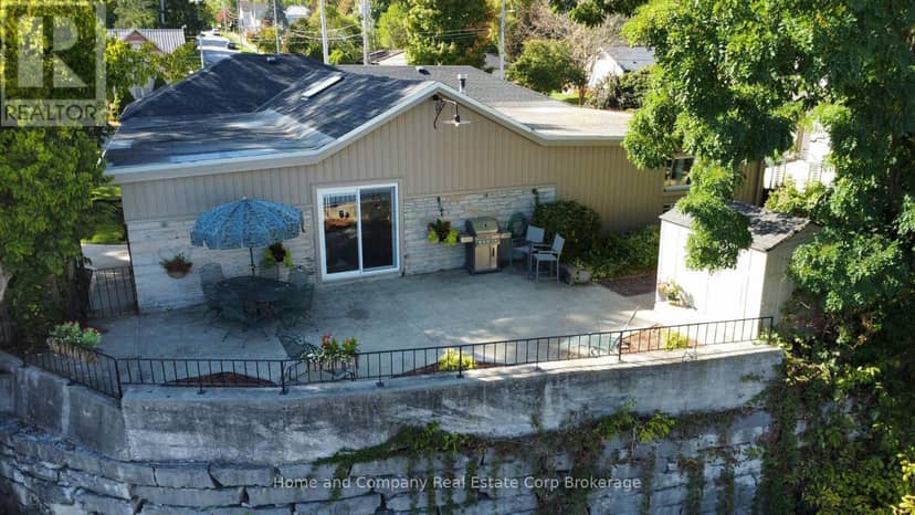 43 Thomas Street — photo 26 of 32