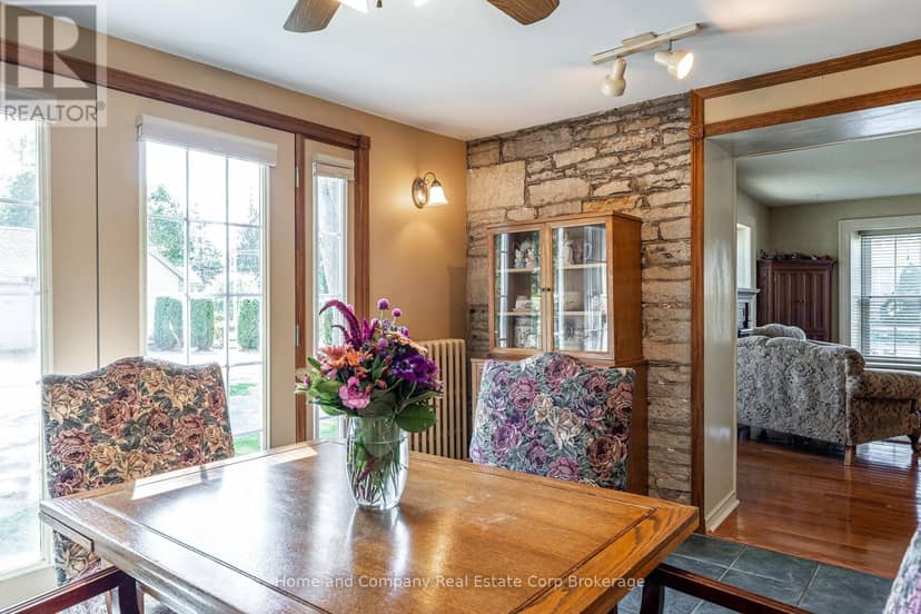 43 Thomas Street, St. Marys, photo 5