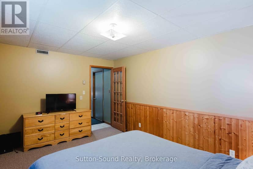 719 McNaughton Street — photo 25 of 30