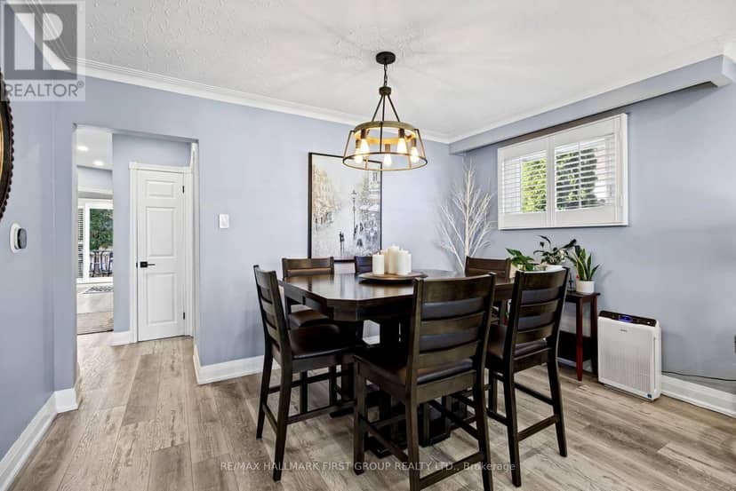1224 Pharmacy Avenue — photo 11 of 40