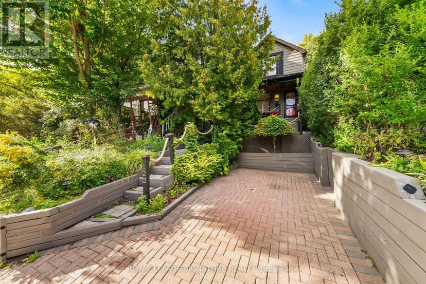 122 Duvernet Avenue, Toronto, photo 2