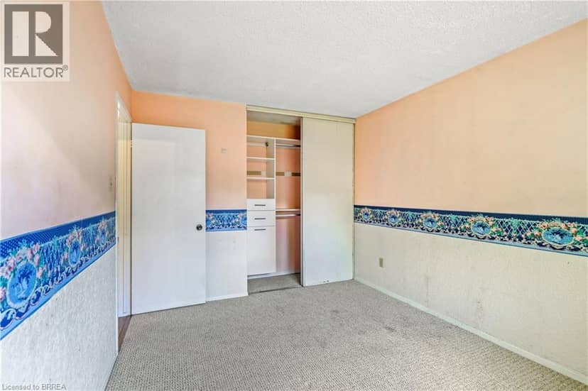 35 IVANHOE Road — photo 25 of 40
