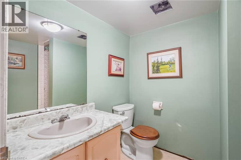35 IVANHOE Road — photo 32 of 40