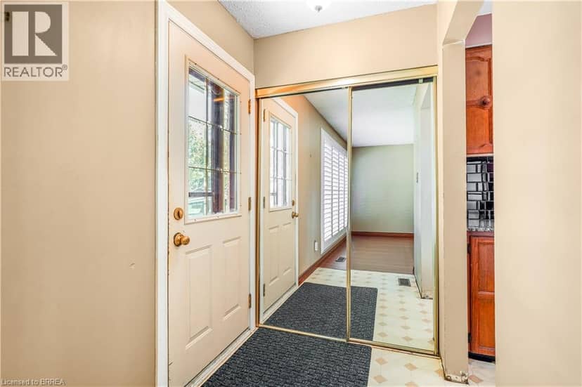 35 IVANHOE Road, Brantford, photo 6