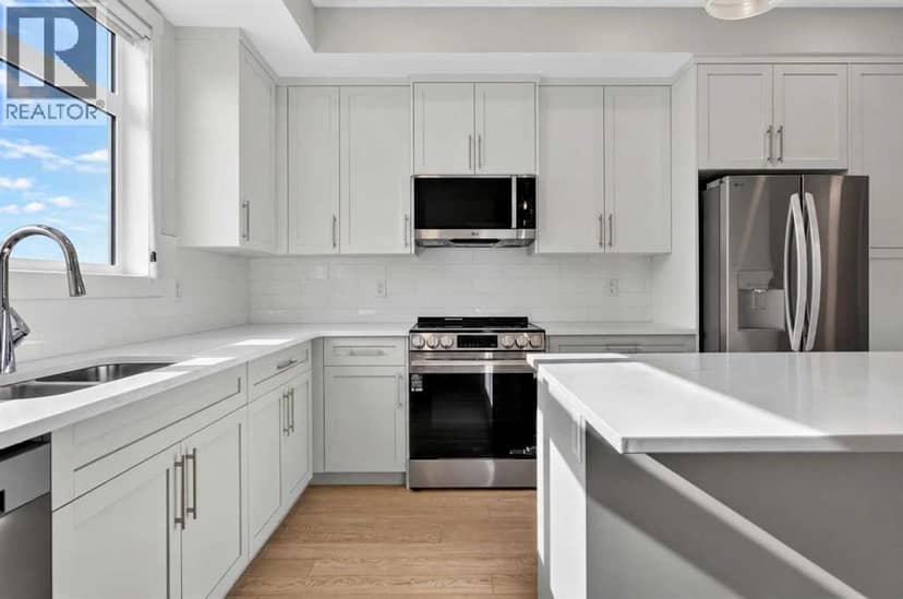 704, 30 Creekside Villas SW — photo 9 of 40