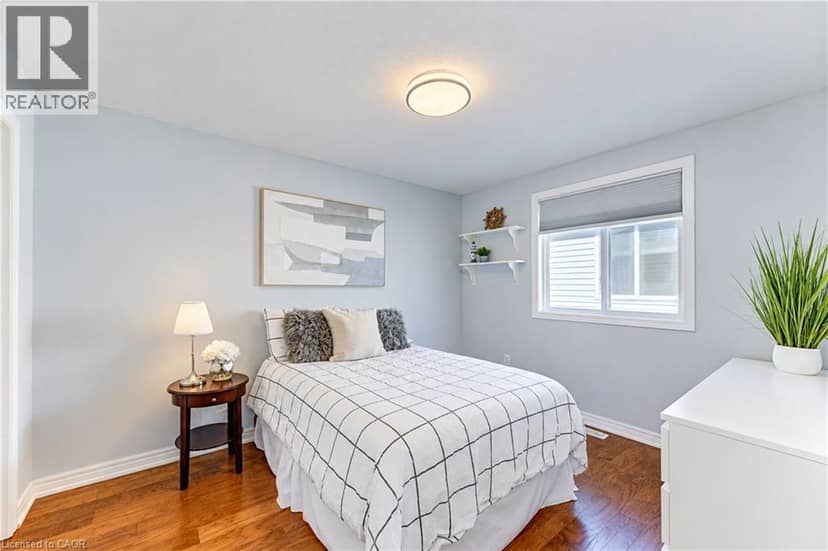 410 SANDY COVE Crescent — photo 30 of 40