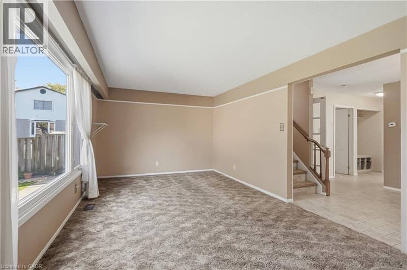 154 MEMORIAL Avenue, Hamilton, photo 5