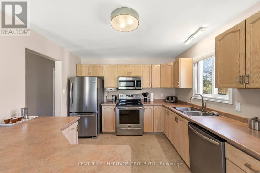 27 Creek Drive — photo 16 of 40