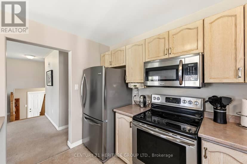 27 Creek Drive — photo 18 of 40