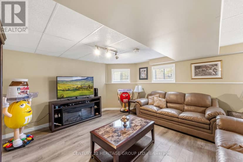 27 Creek Drive — photo 33 of 40