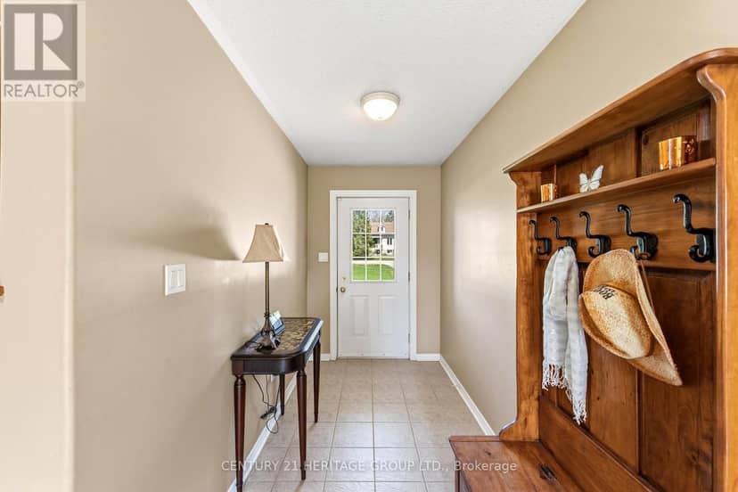 27 Creek Drive, Georgina, photo 7