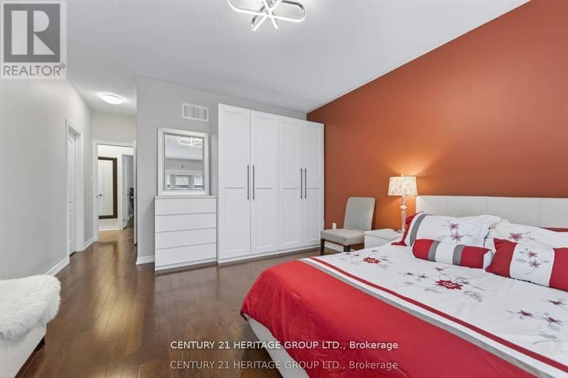 136 Riveredge Drive — photo 19 of 37